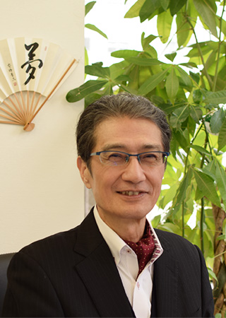 代表取締役 天井滋
